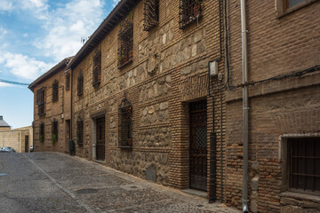 Fototapeta na wymiar View of some beautiful houses in Toledo - Toledo, Spain