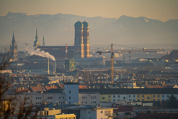 Blick über ein diesiges München