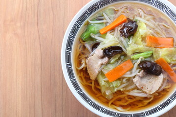 五目あんかけラーメン　俯瞰　スペース