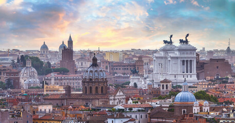 Landscape on Rome from Janiculum terrace, with Fatherland, Trinità dei Monti church, Pantheon and Quirinale palace
