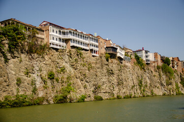 Obraz premium houses in the river