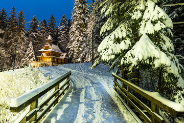 Jaszczurowka Chapel in Zakopane , Poland  at Winter Scenery - obrazy, fototapety, plakaty