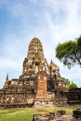 Fototapeta na wymiar Temple Wat Ratchaburana, ancient Buddhist temple, and its main prang in the city of Ayutthaya, Thailand