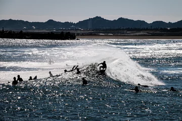 Foto op Aluminium 台風スウェルで波乗りをする九十九里のサーファー © K-PHOTO