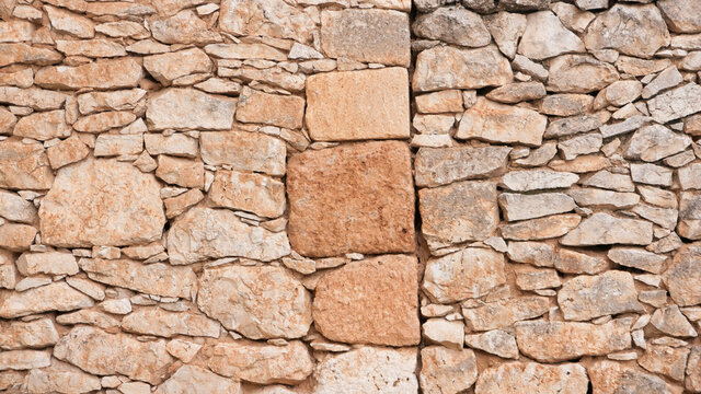 Muro rústico  de piedras 
