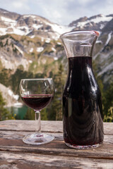 red wine and the soiern lake