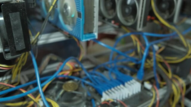 Graphic cards with motherboard Ehtereum Crypto mining rig