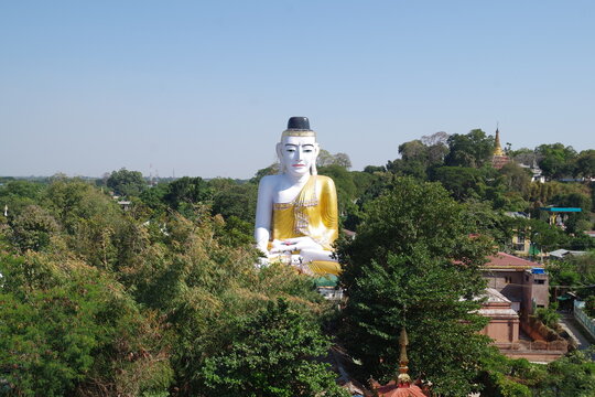 ミャンマー　ピイの大仏