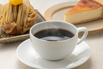 モンブランとコーヒー