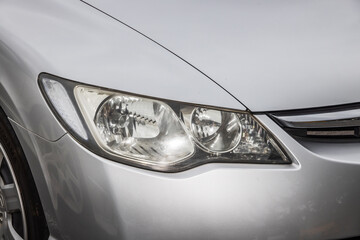 古い自動車のヘッドライト　Headlight of the old car