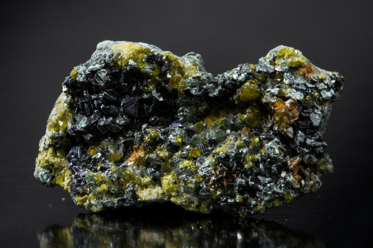 .epidote, mineral specimen stone rock geology gem crystal