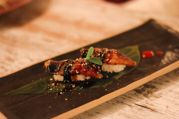 Gastro fusión comida mediterránea sushi