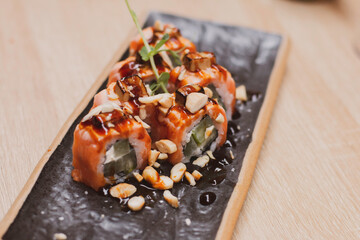 Gastro fusión comida mediterránea sushi