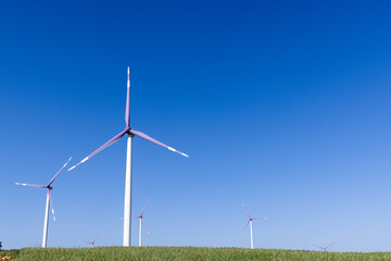 Wind farm and wind turbines