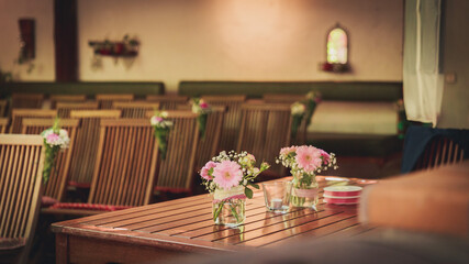 wedding decoration flowers glass romantic