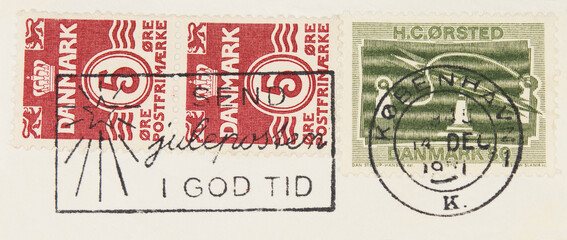 briefmarke stamp vintage retro alt old gestempelt used frankiert cancel denmark dänemark danmark rot red grün green slogan werbung weihnachten post jul Kopenhagenn København