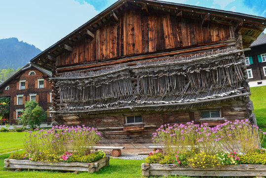 Traditionelles Bauernhaus in Brand/Vorarlberg