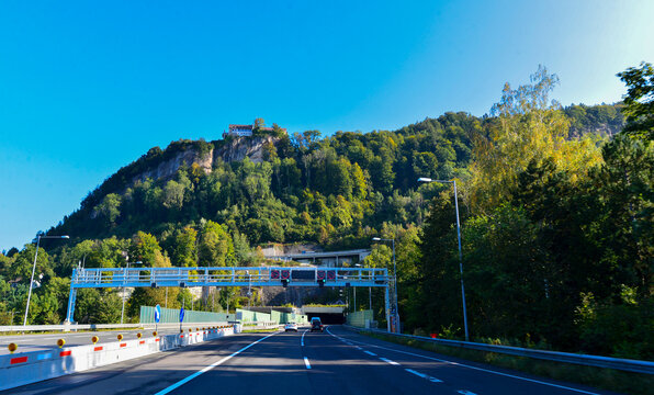 Pf&auml;ndertunnel auf der Autobahn A 14 bei Bregenz, Fahrtrichtung Deutschland  