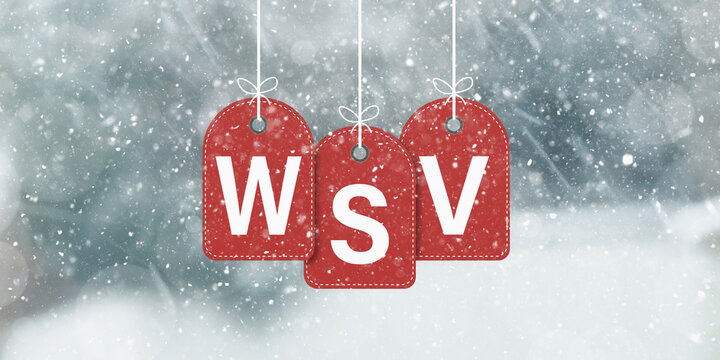 WSV - Winterschlussverkauf - Schilder vor einem winterlichen Hintergrund