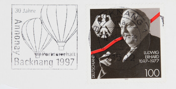 briefmarke stamp vintage retro alt old gestempelt used frankiert cancel papier paper mann adler Heißluftballon annonay backnang 1997 Ludwig Erhard 100 bundeskanzler