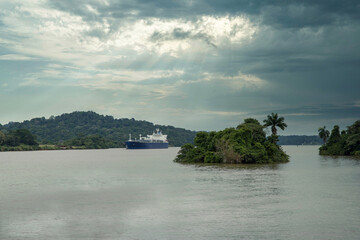 Big ship on the Panama Canal  - 476662038