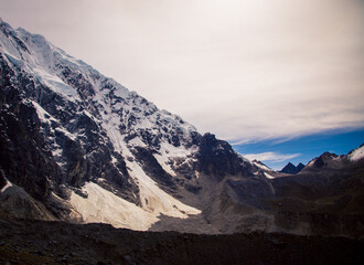 Fototapeta premium Snow on the Andes mountains in Peru