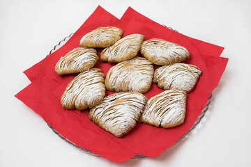 Le sfogliatelle, dolce natalizio Abruzzese