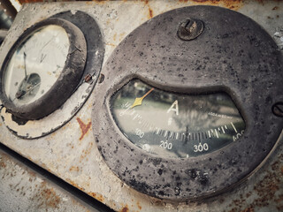 Vintage ancient amperemeter scale
