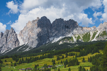 Naklejka na ściany i meble Nationalpark Belluneser Dolomiten