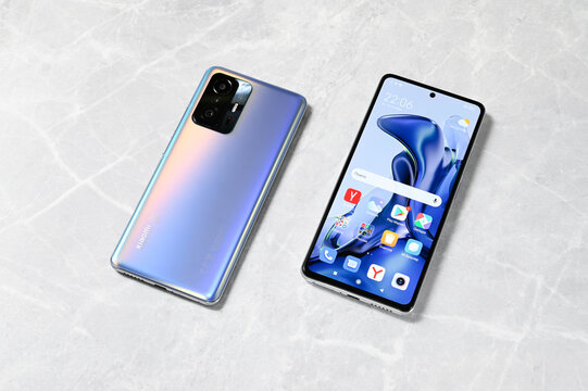 Smartphone Xiaomi 11T Celestial Blue in Russia, Moscow, December 23, 2021	