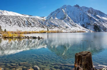 Gordijnen Lake in Sierra Nevada © Galyna Andrushko
