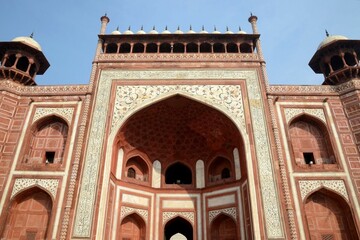 Darwaza, the main gateway to Taj Mahal