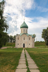 Fototapeta na wymiar Savior's Cathedral in Pereslavl-Zalessky