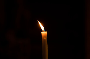 candle in the dark. Candle. Light. Dark. Decor. Photo. 