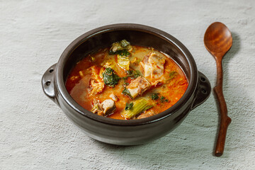 Ugeojigalbitang, Korean Cabbage and Short Rib Soup : Napa cabbage leaves slowly simmered in a beef rib stock and seasoned with doenjang (soybean paste). Ugeoji refers to the green outer layer of Napa 