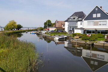 Fototapeta na wymiar Kanal in Steinhude