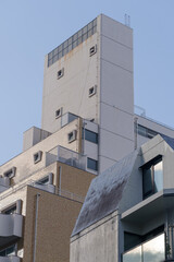 立体的な建物　東京、赤坂7丁目の街の風景