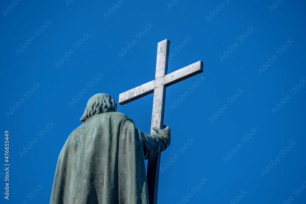 Wall mural Statue of Vladimir the Great, baptiser of Russia over blue sky background in Kyiv, Ukraine