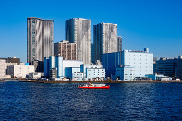 Obraz premium 化学消防艇 竹芝桟橋から豊海水産埠頭（東京都港区）