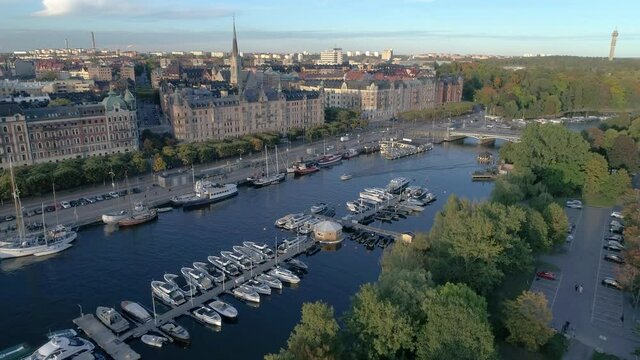 50fps Stockholm city canal Strandvaegen Oestermalm district, Sweden. Cityscape skyline 4K