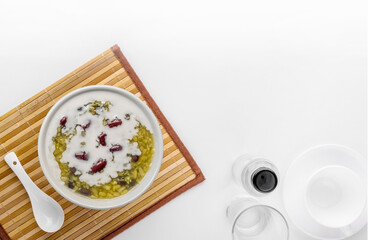Sweet Mung Bean Porridge with Coconut Milk Recipe