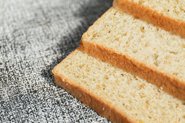 Wheat toasted bread whole. Wheat bread toast slice.	
