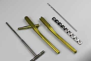 Surgical instruments for operation bone fractures	