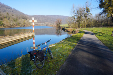 Sur l'Eurovélo 6, entre Montbéliard et Besançon, vallée du Doubs