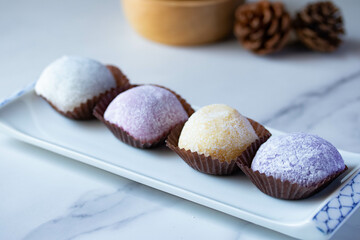 Daifuku, Japanese confectionery, round shape