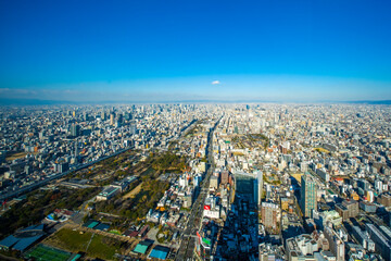 Fototapeta premium 青空と都市景観
