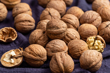 There were walnuts in abundance on the table