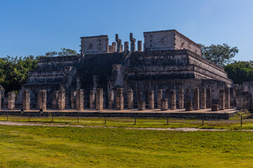 Fototapeta na wymiar Temple of the Warriors in Chichen Itza, Quintana Roo, Mexico