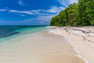 Isla Zapatilla pristine beach at Bocas del Toro Province in Panama © Pavel