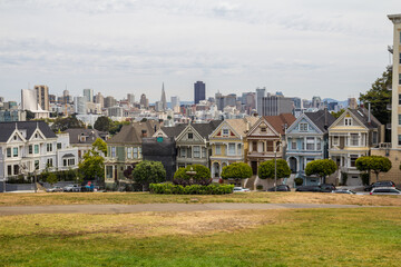 Painted ladies and San Francisco view